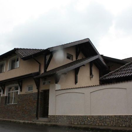Casa Ianis Hotel บราชอฟ ภายนอก รูปภาพ