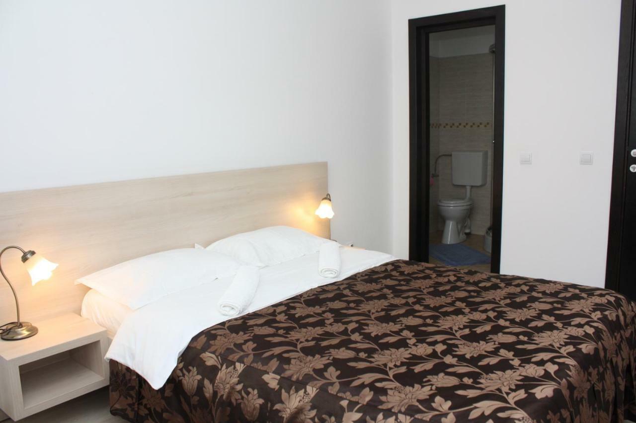 Casa Ianis Hotel บราชอฟ ภายนอก รูปภาพ