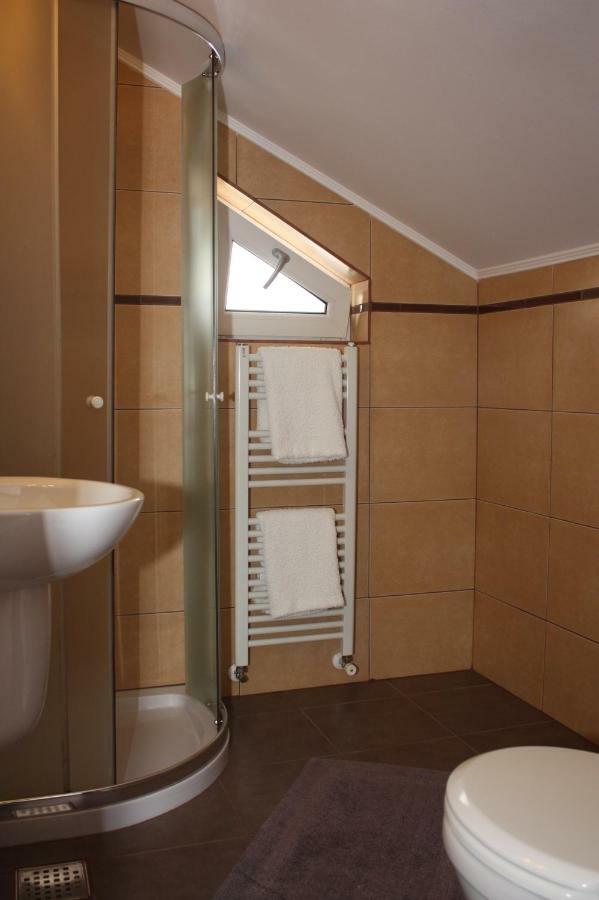 Casa Ianis Hotel บราชอฟ ภายนอก รูปภาพ